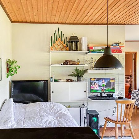 Awesome Home In Lenhovda With Wifi Ngoại thất bức ảnh
